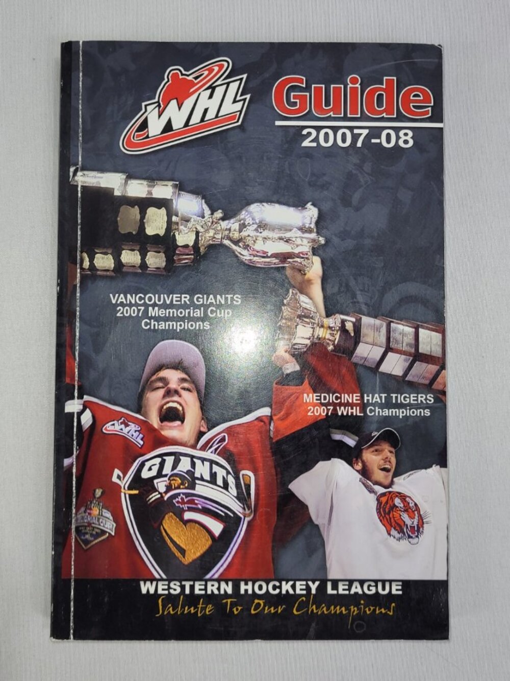 WHL Western Hockey League 2007-08 Junior Player & Team Guide Book